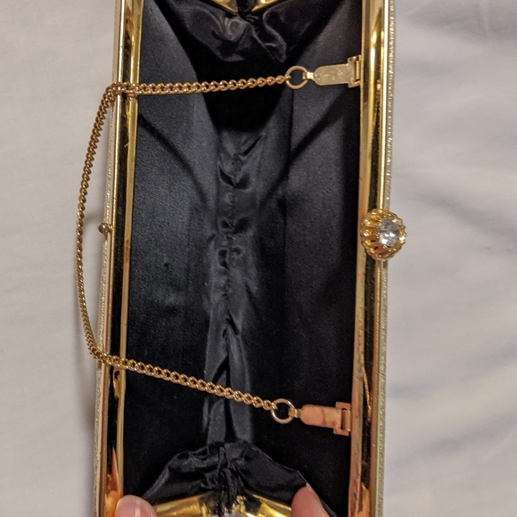 Volare gold lame clutch - Picture 2 of 4